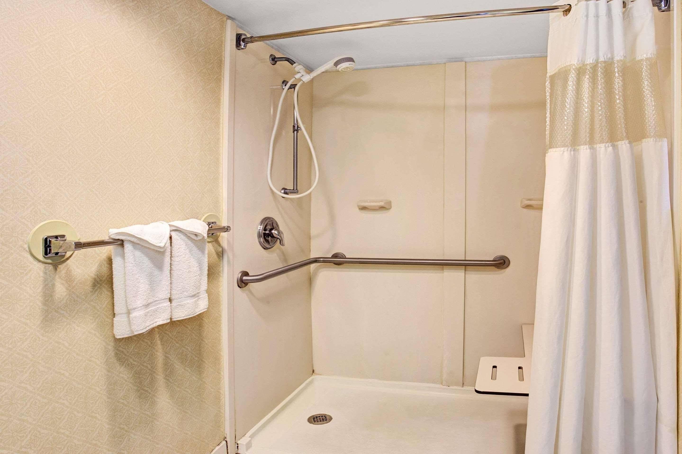 Holiday Inn Indianapolis - Airport Area N By Ihg Luaran gambar